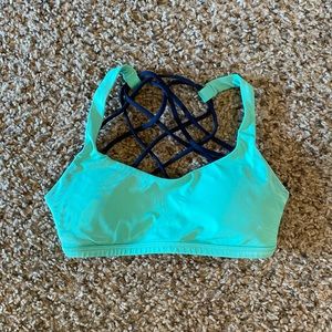 LuluLemon Free to Be Sports Bra, Size 2